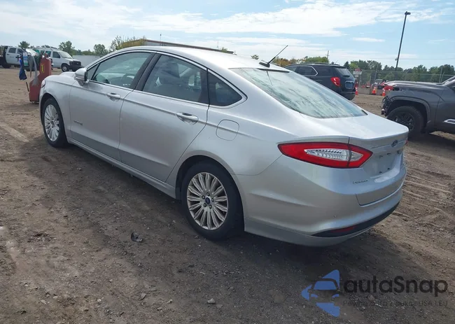 3FA6P0LU5FR169093: 43194057