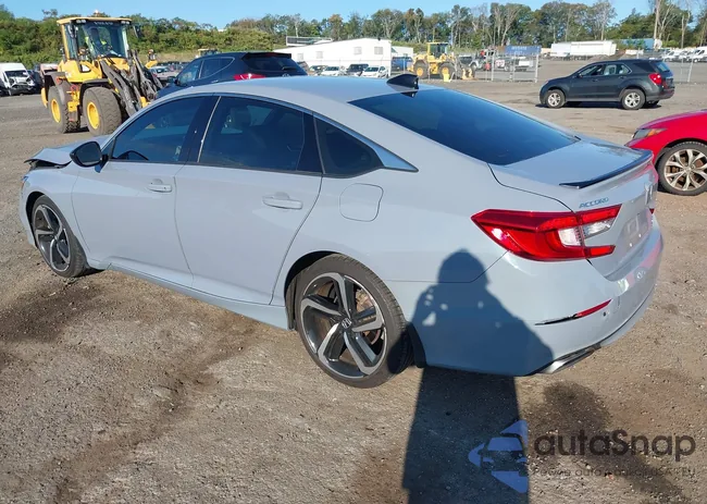 1HGCV2F34NA009055: 43194272