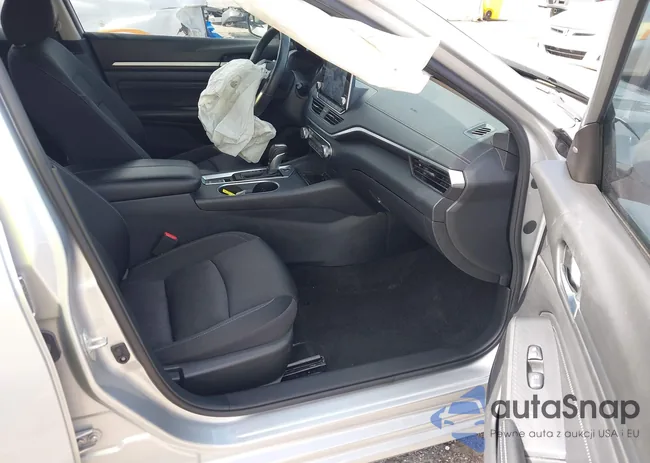 1N4BL4DV1KC113539: 43194280