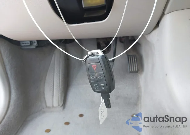 YV1382MS6A2488769: 43194368