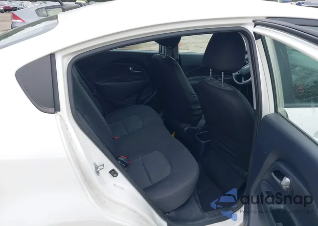 KNADM4A37D6280943: 43193747