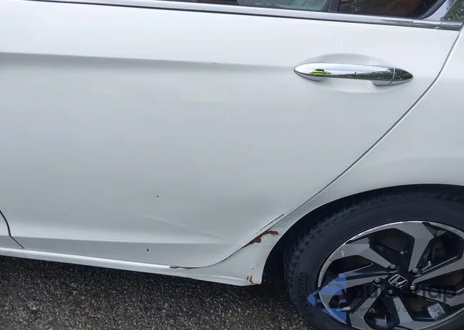 1HGCR2F81HA200498: 43193760