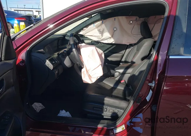 1HGCR2F18HA306689: 43195261