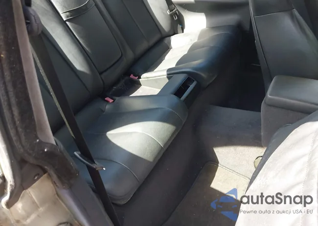 WDBLJ65G8XF104440: 43195302