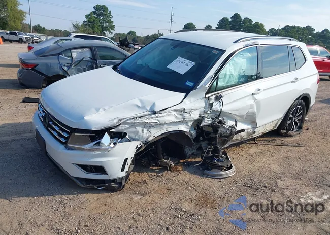 3VV3B7AX2MM082054: 43195386