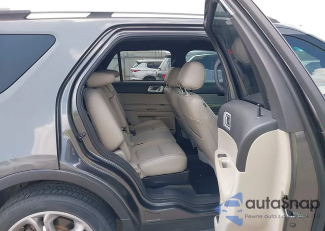 1FM5K7F85FGA15174: 43195422