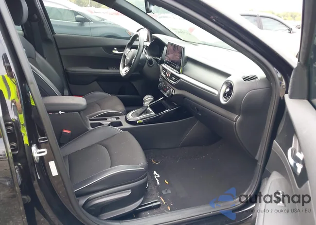 3KPF54AD4PE540828: 43195463