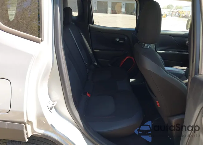 ZACCJBCT0GPC75738: 43195546