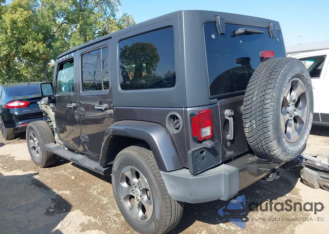 1C4BJWEG5GL164772: 43194637