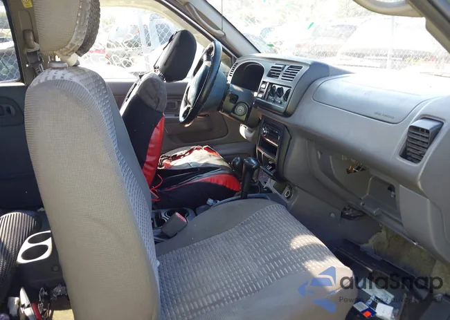 5N1ED28Y0YC557268: 43196087