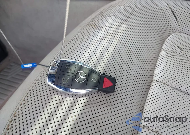 WDDLJ7DB6CA051828: 43196215