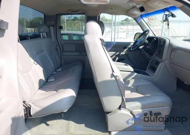 2GCEK19T831405373: 43196222