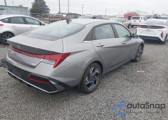 KMHLN4DJ8RU107498: 43196235