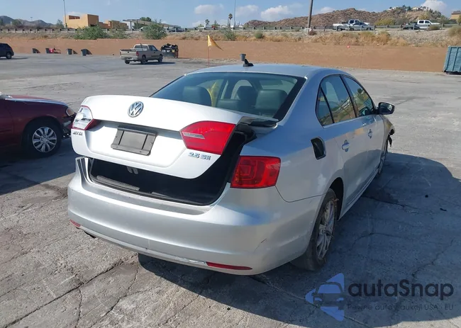 3VWDP7AJ1DM361153: 43196294