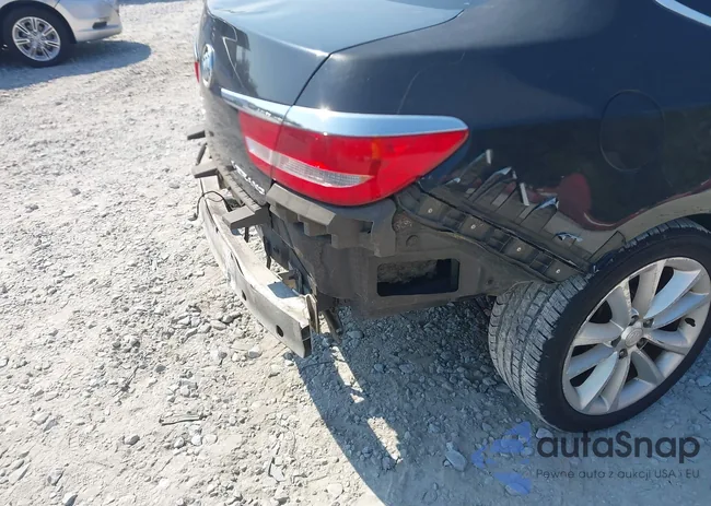 1G4PS5SK7E4103139: 43196295