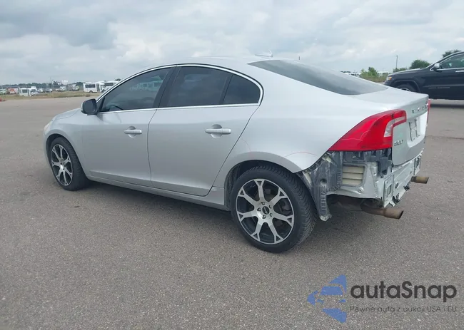 YV1622FS0C2039568: 43196373