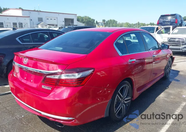 1HGCR2F17HA146109: 43196557