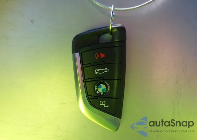 WBY43AW06PFP58677: 43195589