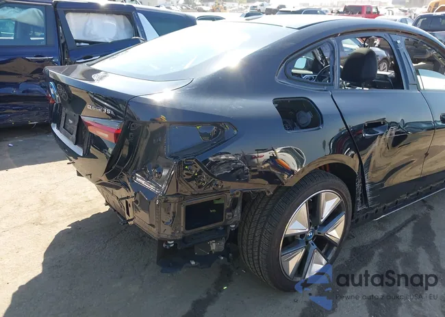 WBY43AW06PFP58677: 43195589