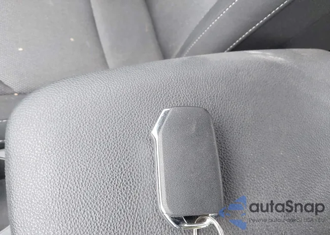 3KPF24AD1RE705262: 43195696