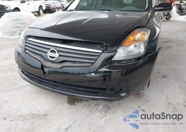 1N4AL21E98N415257: 43195697