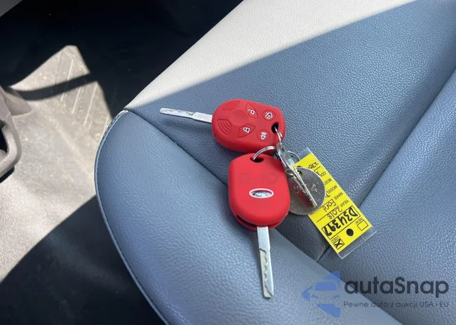 1FDZX2CM1JKA06050: 43195772