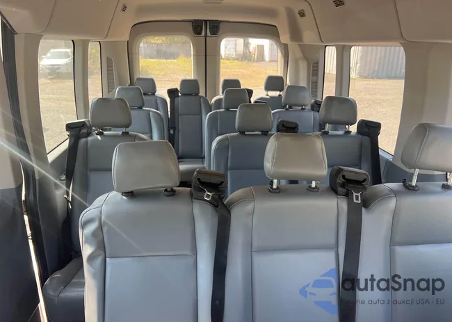 1FBAX2CM1FKA92781: 43195786