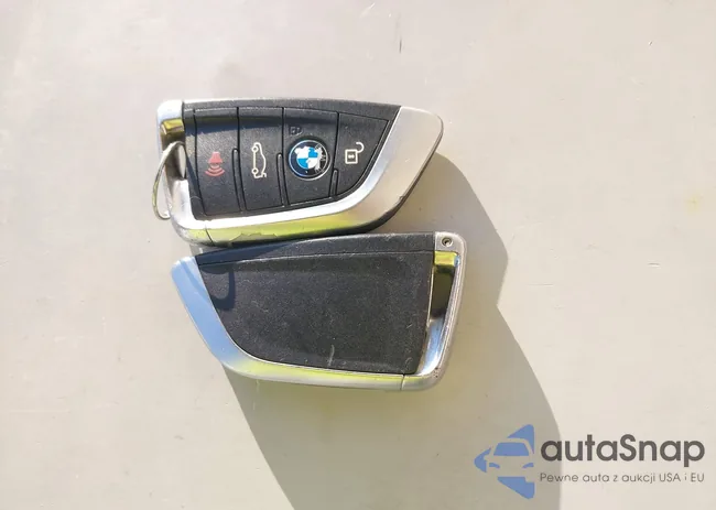 5UXKR0C50G0P30859: 43195894