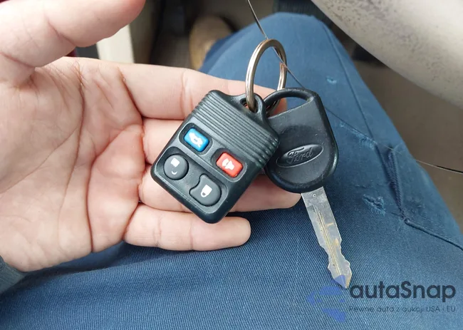 1FMFU15547LA69772: 43197161