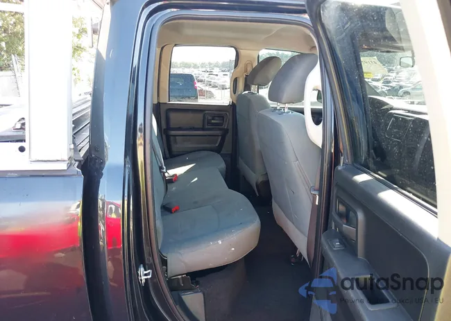 1C6RR7FT8HS564980: 43197192