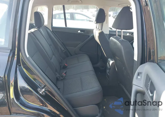 WVGBV7AX3HK049302: 43197200