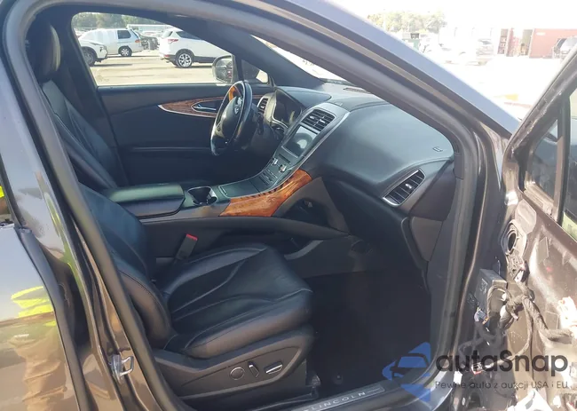 2LMPJ6LR5JBL23095: 43197281