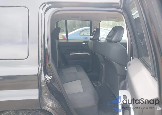 1J8FF28W38D682558: 43197356