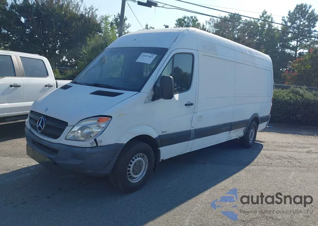 WD3PE8CB8C5680484: 43197403