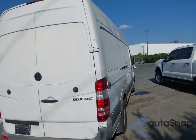 WD3PE8CB8C5680484: 43197403