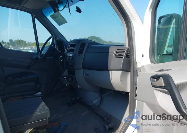 WD3PE8CB8C5680484: 43197403