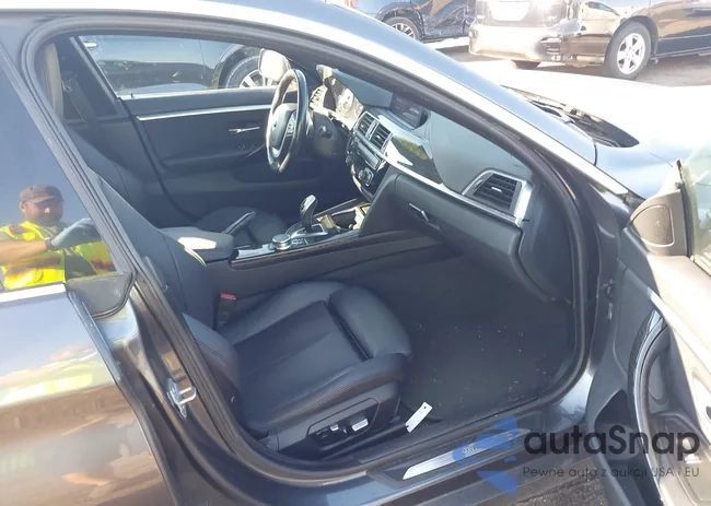 WBA4J3C56KBL10486: 43197486