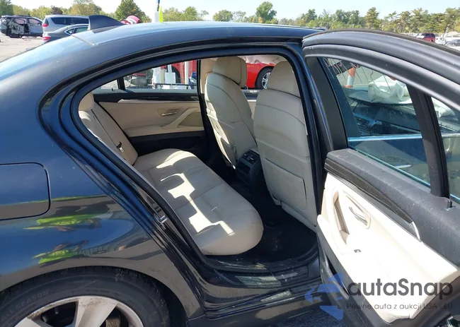 WBAXH5C59CDW04782: 43197489