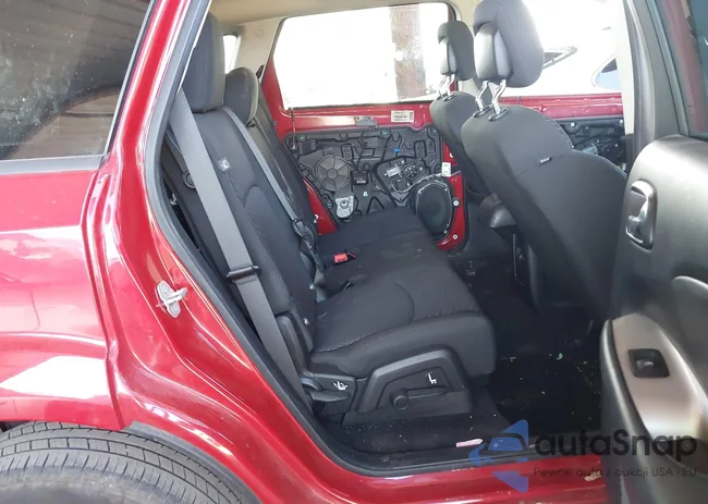 3C4PDCAB5JT497863: 43197539