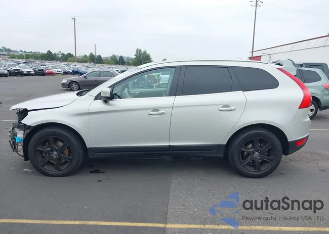 YV4902DZ1B2157469: 43196592