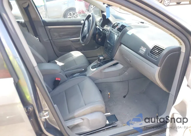 3VWRT71K26M657635: 43196615