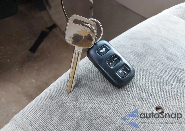 4T1BF28B14U354872: 43196624