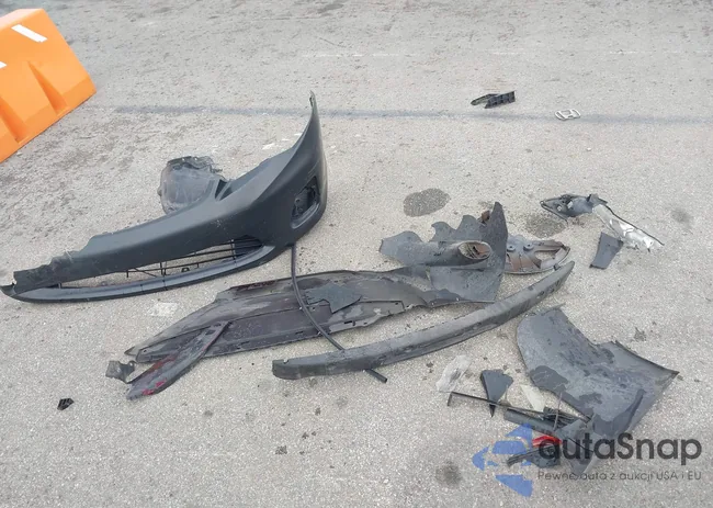 2T1BU4EE4BC558077: 43196659