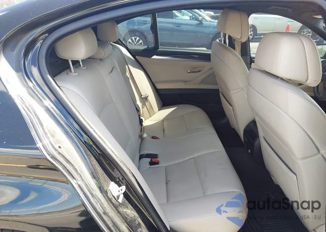 WBAFR9C59DD226853: 43196660