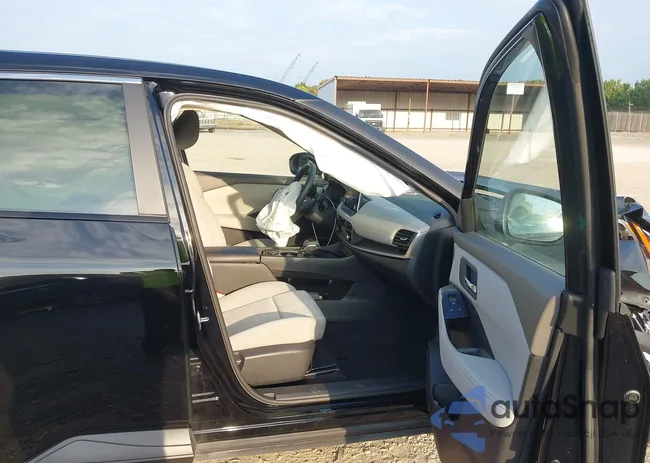 JN8BT3BB5RW281047: 43196809