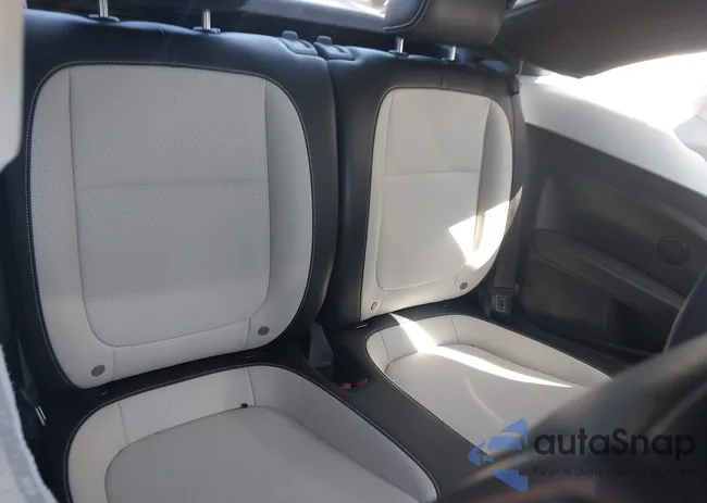 3VWJD7AT3JM726599: 43196878