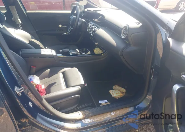 W1K3G4EB9NJ341334: 43198017