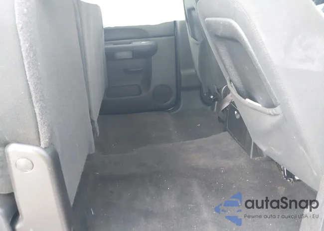 1GCPKSE71CF102645: 43198183