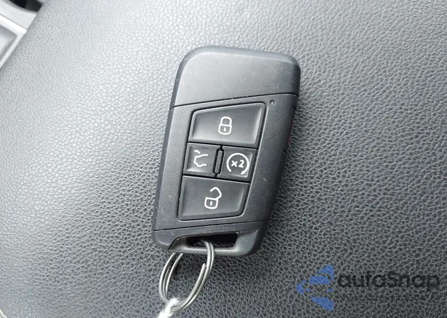 1V2YE2CA2LC222819: 43198186