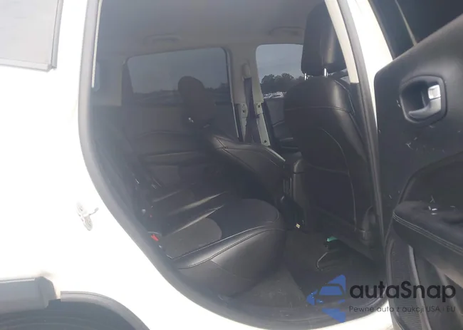 3C4NJDBBXKT792107: 43198224